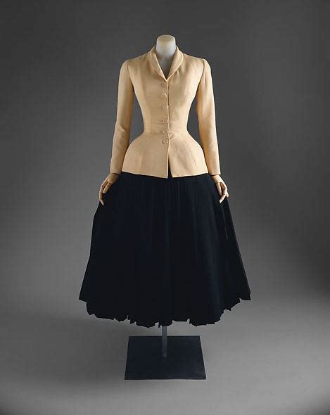 christian dior textiles|christian dior new look 1950s.